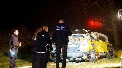 T Dlicher Unfall Bei Bad Waldsee J Hriger Will Von Gleis Fahren