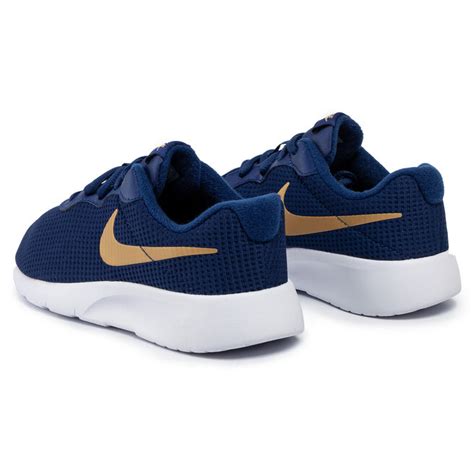 Sneakersy Nike Tanjun GS 818381 406 Granatowy Eobuwie Pl