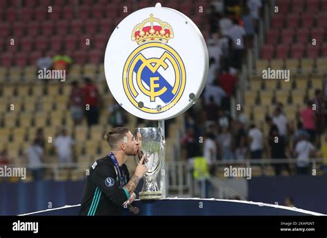 Sergio ramos spanish super cup trophy hi-res stock photography and ...