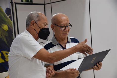 Policiais Rodovi Rios Federais Aposentados Realizam Encontro Na Sede Da