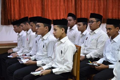 Yudisium Santri Kelas 5 TMI Darunnajah Ulujami Jakarta