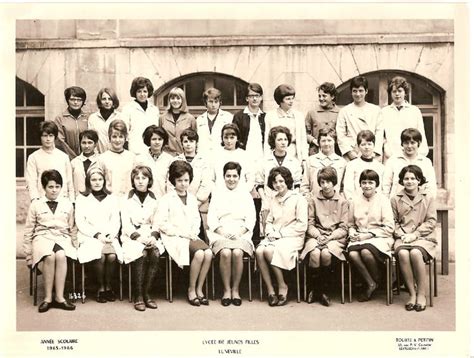 Photo De Classe Classe 1965 1966 De 1965 Lycée De Jeunes Filles