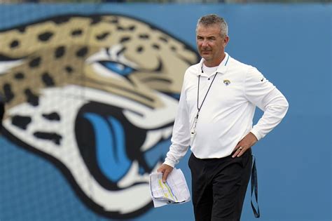 Jaguars Owner Reprimands Coach Urban Meyer For ‘inexcusable Behavior Caught On Video