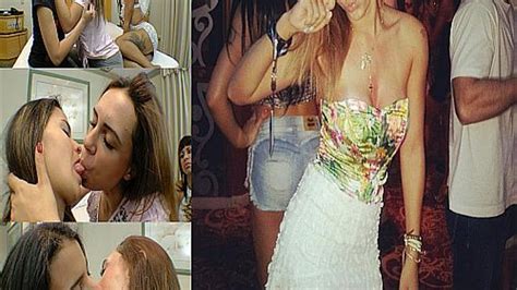 Hot Kisses Trio Change Of Girlfriends Clip Hd Facesitting