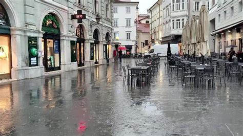 Meteo Allerta Gialla In Friuli Venezia Giulia In Arrivo Forti Piogge