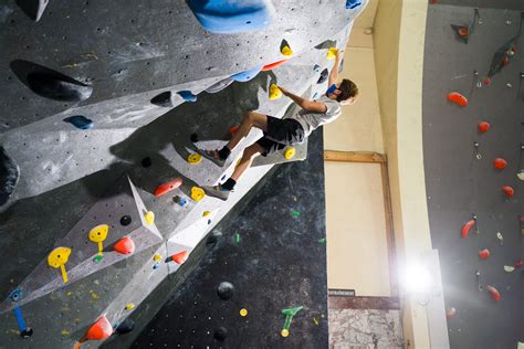 Camp De Jour Estival Pour Enfants Vertige Escalade