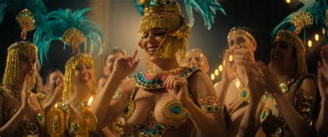 Nude video celebs Mónica Ayos nude El hombre que amaba los platos voladores The Man Who