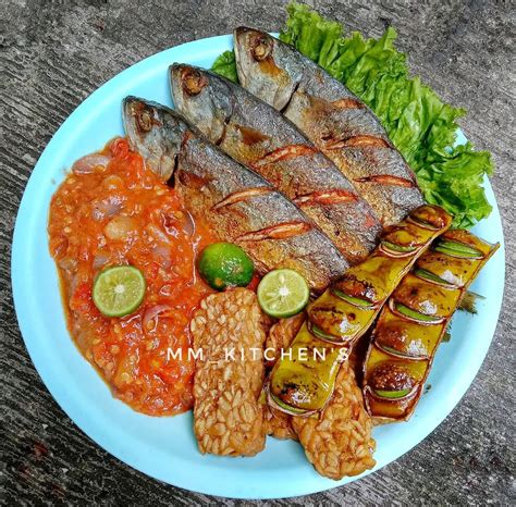 Resep Ikan Goreng Sambal Bawang Terasi dari @matthewmaureen