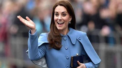 Pal Cio De St James Confirma Gravidez De Kate Middleton Em Comunicado