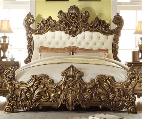 Classic Hand Carved Bed By Homey Design Hd 8008 B Luxury Bedroom Sets Carved Beds Bedroom