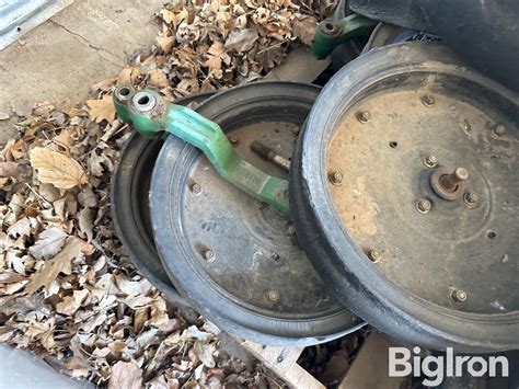 John Deere 1700 Series Planter Parts Bigiron Auctions