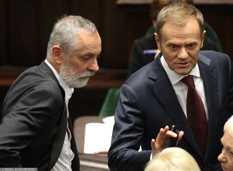 Stan Wyj Tkowy Tusk Opi Uje Z Przywilej W Tych Kt Rzy Popr Pis