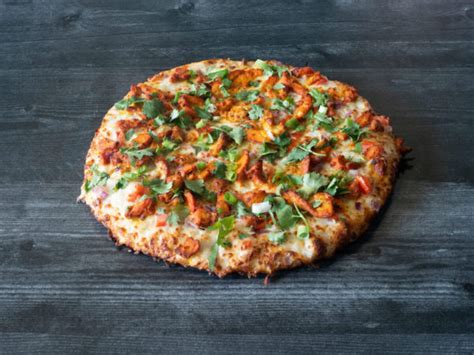 Chicken Tikka Pizza Desi Pizza