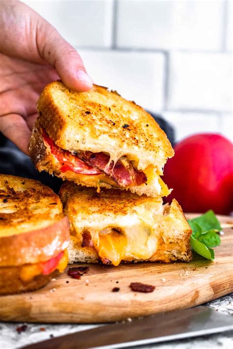 Grilled Cheese With Bacon And Tomato