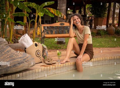 Laughing Brunette Hi Res Stock Photography And Images Alamy