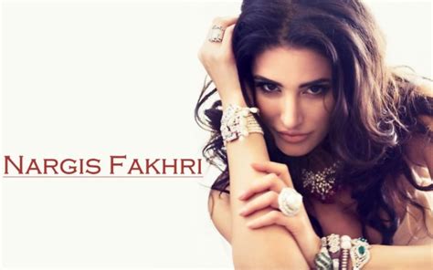 Hot Wallpaper 4k Pink Beauty Thigh Leg Long Hair 409730 WallpaperUse