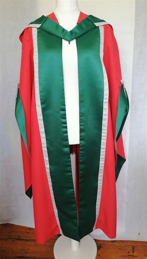 Cardiff University Phd Gown And Hood Luxury University Of Cardiff Phd