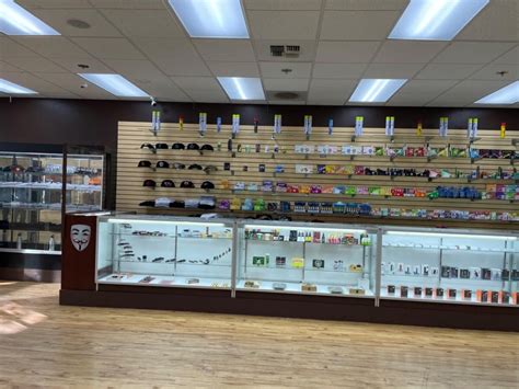 Fig Garden Fresno Ca 93722 Smoke Shop Loopnet
