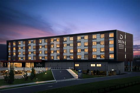 Delta Hotels by Marriott | Pool — Delta-T Consultants