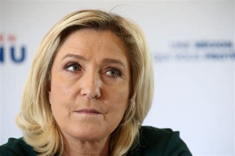 Ferme la Marine Le Pen sen prend à lancienne ministre Nadia Hai à