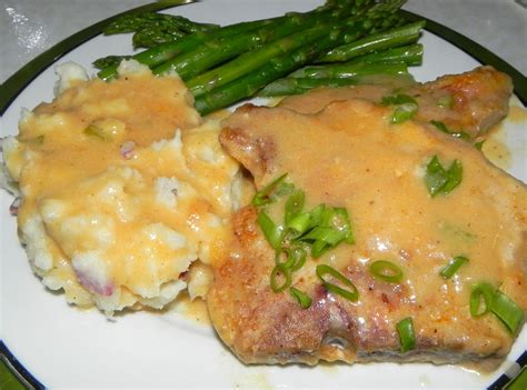 Southern Style Smothered Pork Chops With Buttermilk Gravy Dee Dees