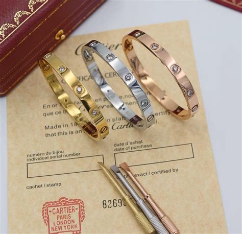 Pin By Lau Gb On Accesories Classy Jewelry Cartier Love Bracelet