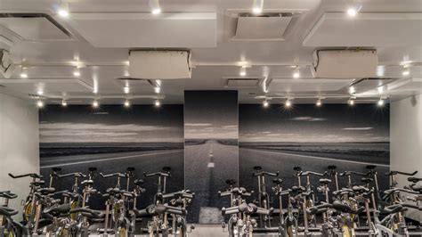 SoulCycle s Aspen Pop Up Lets You Spin at 8 000 Feet Condé Nast Traveler