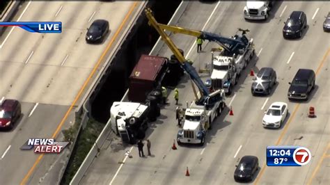 Traffic Delays Along I 95 In Fort Lauderdale After Tractor Trailer