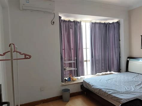 Guangzhou Tianhe Long Short Term Sublet Replacement Shared Apartment