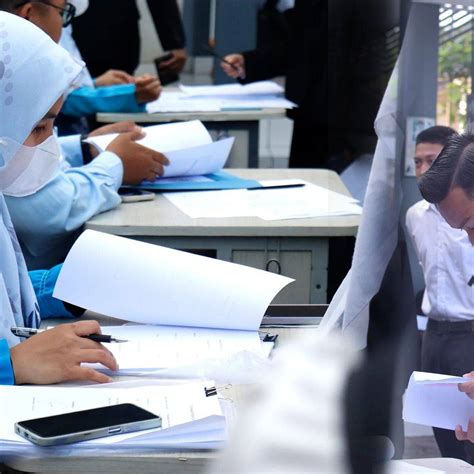 Latih Kemampuan Siswa Berpikir Kritis Sma Plus Pgri Cibinong Gelar