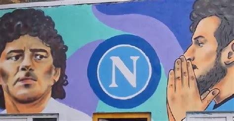 VIDEO Il legame tra Georgia e Napoli è sempre più forte un murale per