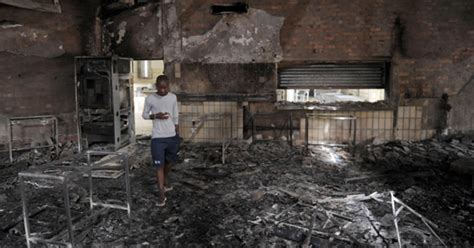 South Africa violence, university protests put country's racial fault ...