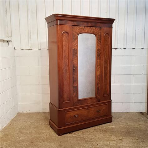 Antique Victorian Mahogany Single Wardrobe C1880 1042612