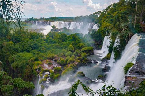 A Complete Guide To Visiting Iguazu Falls Argentina Touristsecrets