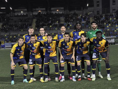 A C Trento Calcio Serie C Gli Aquilotti Cedono Al Briamasco