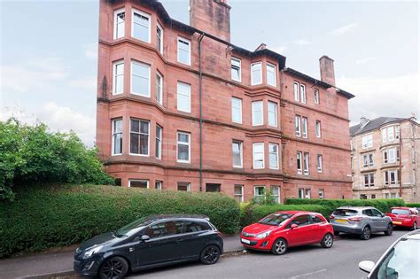 01 52 Craigmillar Road Glasgow G42 9hs 2 Bed Ground Floor Flat For