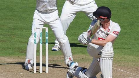 County Championship Sussex Fight Back To Reach 327 V Glamorgan Bbc Sport