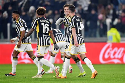 Juve In Semifinale Di Coppa Italia Contro La Lazio Tris Di Milik E