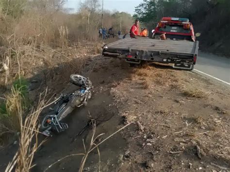 Accidente De Moto Deja Un Hombre Muerto En La Carretera Vieja Caujarito