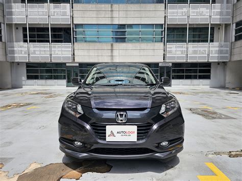 Honda Vezel 15a X Auto Cars Used Cars On Carousell