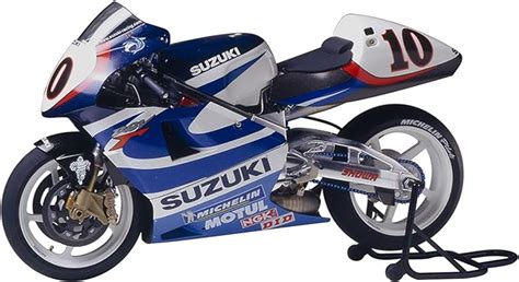 Tamiya Modellino Motocicletta Model Building Kits No Suzuki Rgv