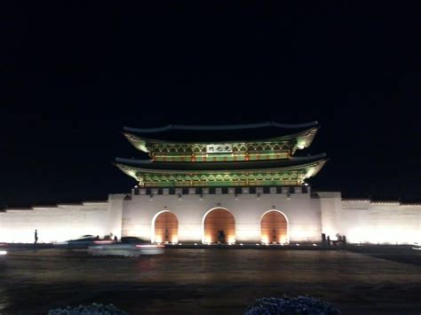 do re mi fa SEOUL: Gwanghwamun, night.