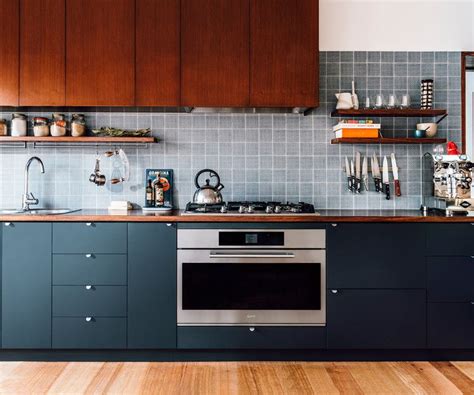 This Straight Line Kitchen Is An Entertainers Dream Homes To Love