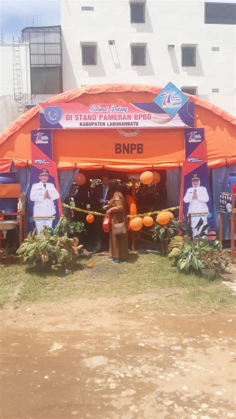 Beritatotabuan Buka Stand Pameran Dalam Rangka Hut Daerah Ini