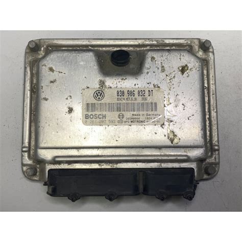 ECU MOTOR BOSCH ME7 5 10 0261207593 VAG 030906032DT