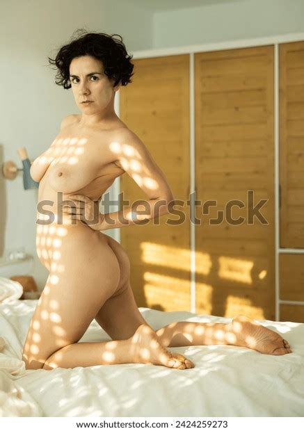 Back View Adult Nude Woman Kneeling Stock Photo 2424259273 Shutterstock