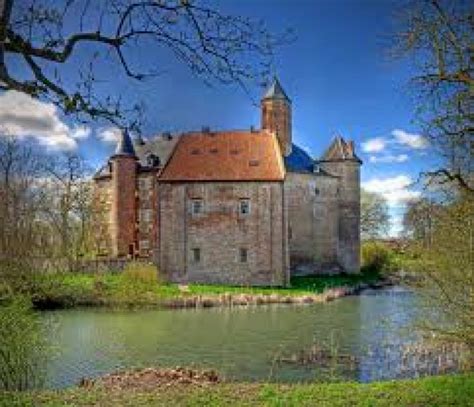 Waardenburg, Netherlands - places to see in Waardenburg, best time to ...