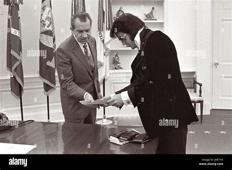 Elvis Presley 1970s Hi Res Stock Photography And Images Alamy