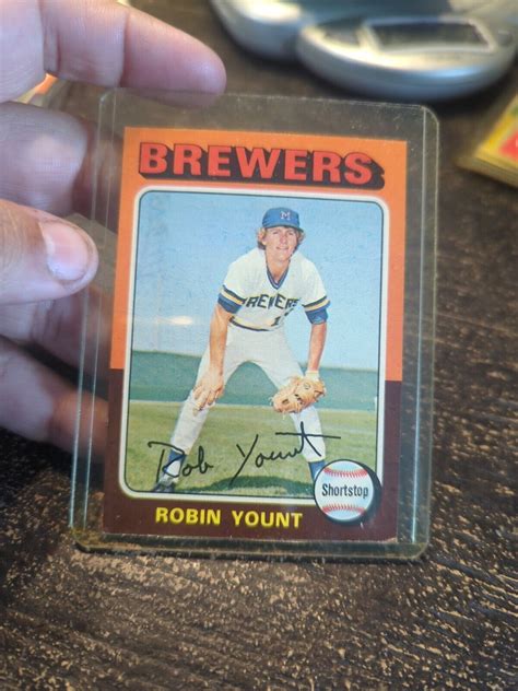 Topps Baseball Robin Yount Rookie Card Milwaukee Brewers Vg