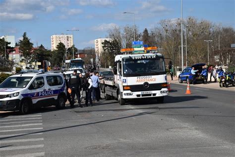 Un cycliste gravement blessé après avoir été percuté par un motard de